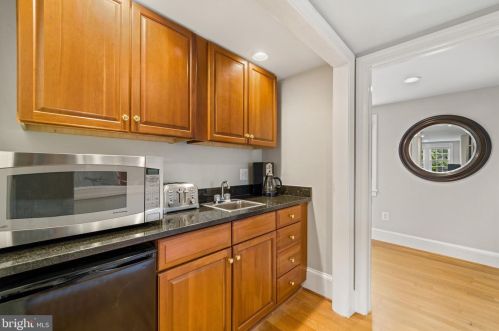 213 Loudoun St, Leesburg VA exterior