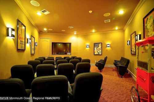 129 Sophee Ln, Lakewood NJ  08701-6286 exterior