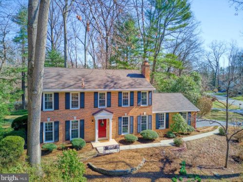 11524 Running Cedar Rd, Herndon, VA 20191-3729