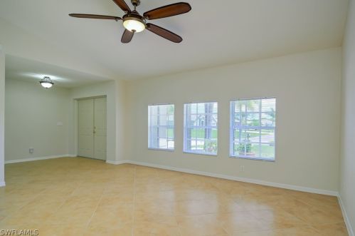 1914 34th St, Cape Coral, FL 33909-3357