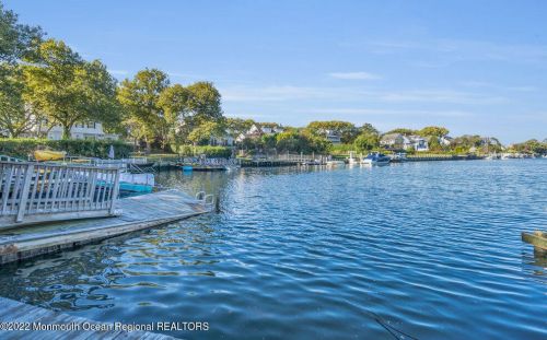 32 Inlet Ter, Belmar NJ  07719-2150 exterior