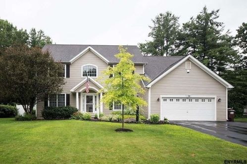 34 Domenico Dr, Bethlehem Center, NY 12077-2900