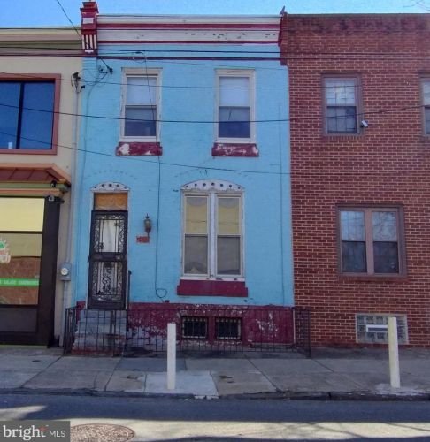 1231 31st St, Philadelphia, PA 19121-4414