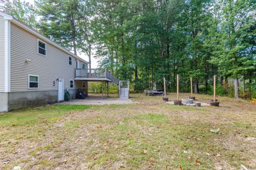 45 Ackerman St, Salem NH  03079-3401 exterior