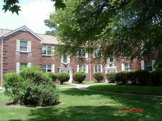 9617 Norfolk Ave, Norfolk VA  23503-1724 exterior