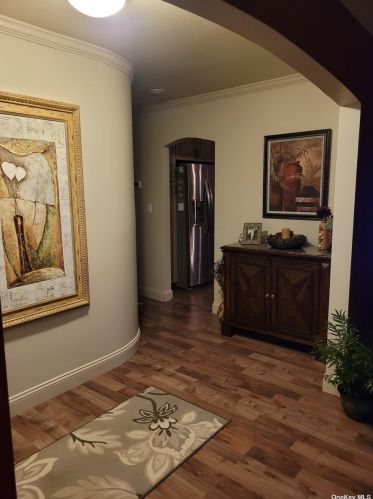 54 Oleeta Rd, Mount Sinai NY  11766-2505 exterior