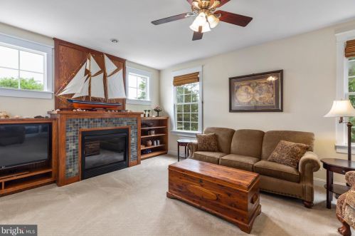 527 Willis St, Fredericksburg VA  22401-5650 exterior