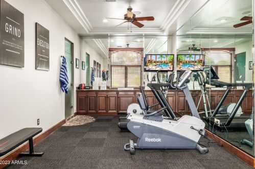 6024 Sunnyside Dr, Scottsdale AZ 85260-5724 exterior