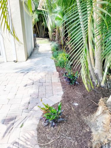 511 29th St, West Palm Beach FL  33407-5115 exterior