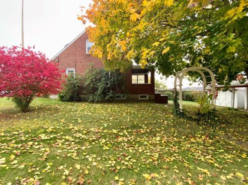 2699 Lenz Ave, Ambridge PA  15003-1447 exterior