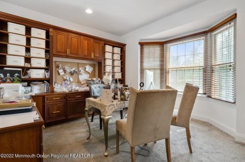 6 Courtney Ct, East Freehold NJ 07728-9563 exterior