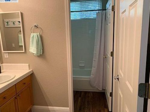 6521 Young Oak Ct, Citrus Heights CA  95662-6007 exterior