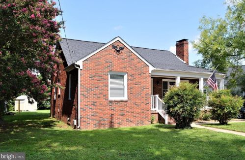 1006 Clearview Ave, Fredericksburg VA  22405-1920 exterior