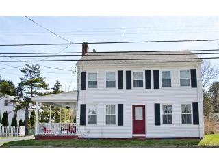 21 Winthrop St, Simsbury, CT 06081-9622