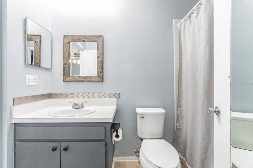 14677 Pine Glen Cir, Lutz FL  33559-3289 exterior