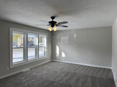 631 Warsaw St, Menasha, WI 54952-2349