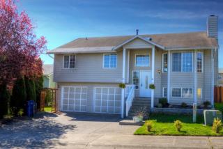 27330 Country Pl, Camano Island, WA 98292-5912