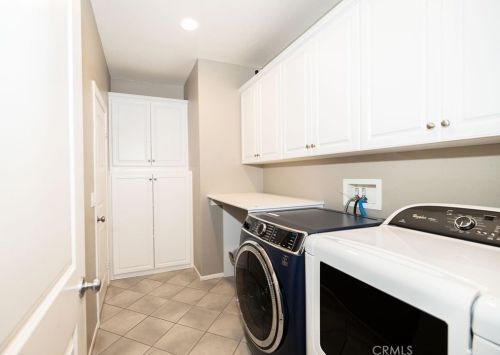 29586 Rawlings Way, Lake Elsinore CA  92530-4684 exterior