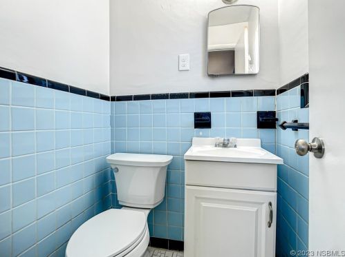 719 Flamingo Dr, Daytona Beach FL  32117-3331 exterior