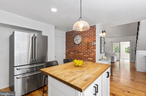 340 Land Or Dr, Ruther Glen VA  22546-1240 exterior