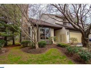 203 Springhouse Pond, Wayne, PA 19087-5517