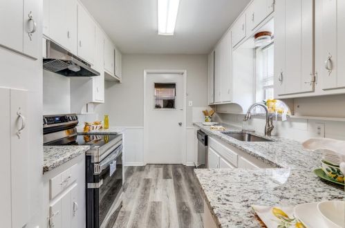 6621 Tabor St, Fort Worth, TX 76180-8173