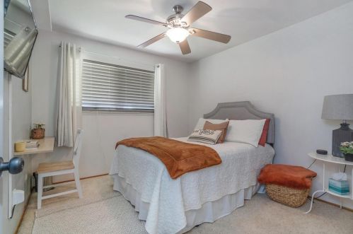 1654 Donner Way, Woodland CA  95695-5564 exterior