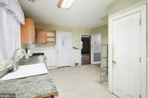 728 Woodlynne Ave, Camden NJ  08107-2309 exterior