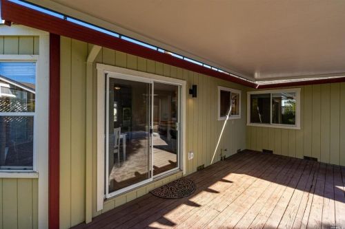 144 Fulton Pl, Windsor CA  95492-9474 exterior