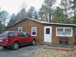 4421 Arrow Ln, Kunkletown, PA 18058-7839