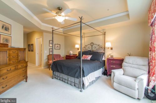 1207 Lilac Ct, Lansdale PA 19446-7613 exterior