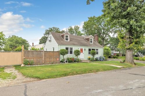 79 Clinton Ave, Norwalk, CT 06854-1211