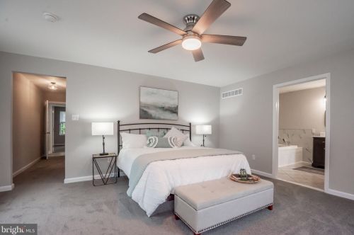 1954 Old Kirkwood Rd, Bear DE  19701-2235 exterior