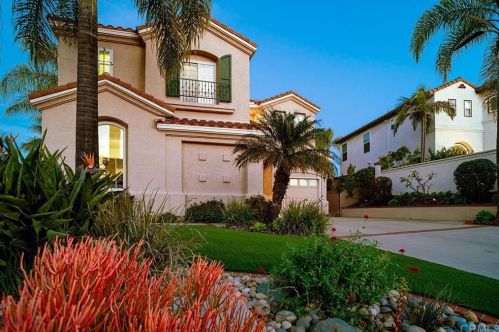 11821 Angelique St, San Diego, CA 92131-3805