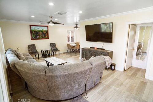 25166 Fourl Rd, Santa Clarita, CA 91321-2420