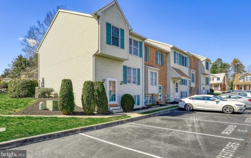 142 15th St, Rudytown, PA 17070-1177
