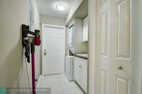 16217 93rd Rd, Town Of Loxahatchee Groves FL  33470-5177 exterior