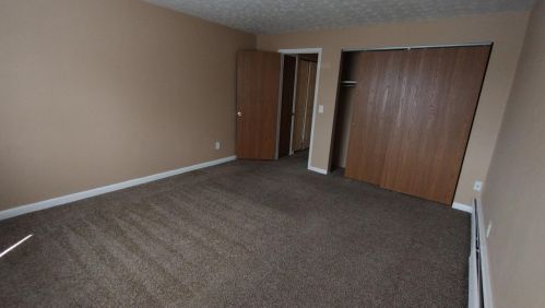 6254 Daly Rd, Cincinnati OH  45224-2159 exterior