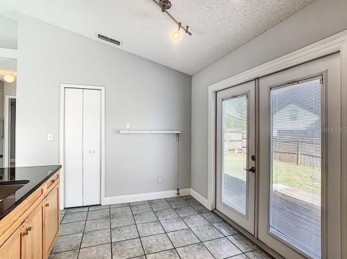 822 Mclean Ct, Orlando FL 32825-6367 exterior