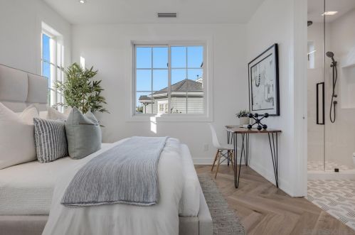 710 Cabrillo Ave, San Diego CA  92118-2030 exterior