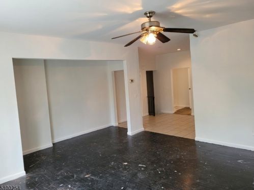 57 7th St, Newark NJ  07107-2954 exterior