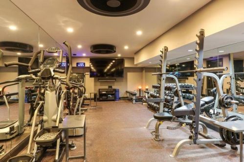 6 Peach Orch Ln, Eastham MA 02642-2673 exterior