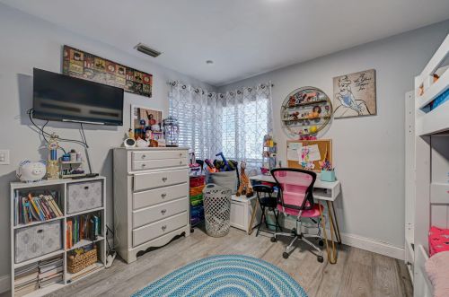 104 Sunshine Blvd, West Palm Beach FL  33411-1208 exterior