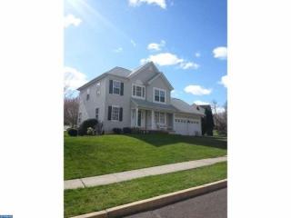 347 Deer Dr, Langhorne, PA 19047-3168