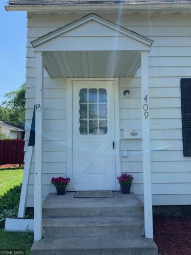 409 3rd St, Little Falls MN  56345-2125 exterior