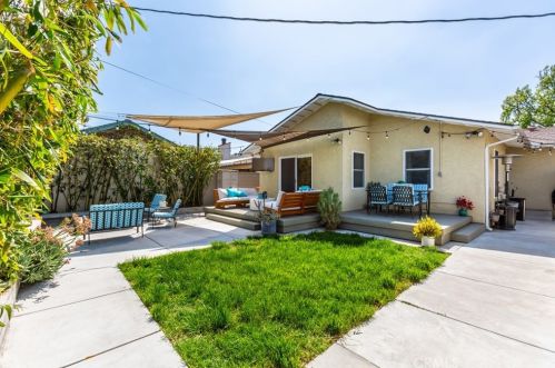 3132 Heather Rd, Long Beach CA  90808-2519 exterior