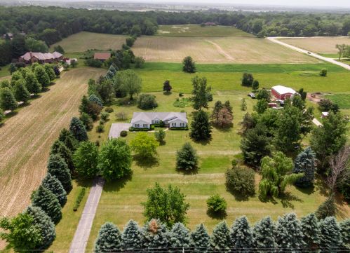 33509 125th St, Twin Lakes, WI 53181-9011