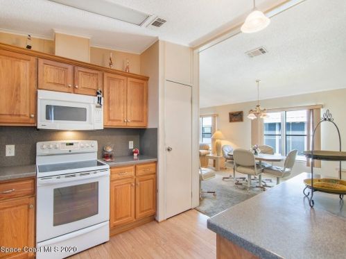 638 Wedelia Dr, Sebastian FL  32976-7120 exterior