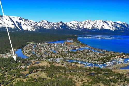 686 Michael Dr, South Lake Tahoe, CA 96150-3373