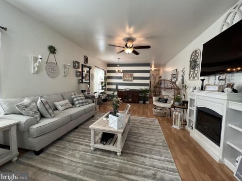 1459 Chambers St, Trenton NJ  08610-5807 exterior